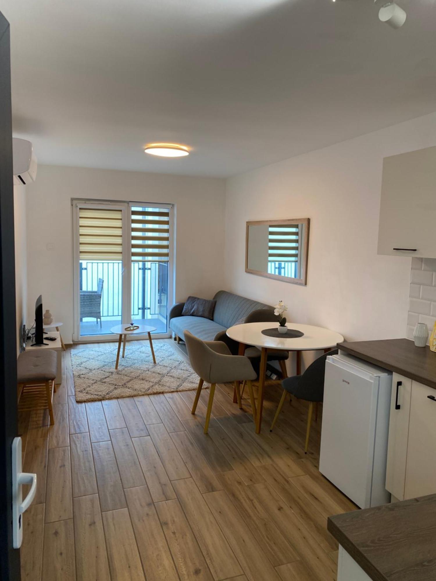 R77 Apartment Downtown - Penthouse Budapest Exterior foto